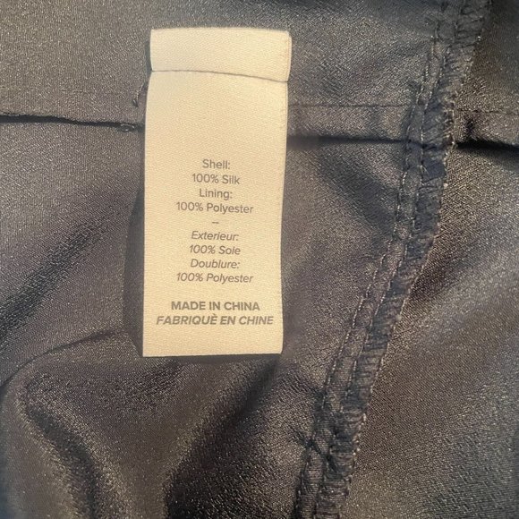 cinq a sept Black Mini Dress Sz 6 Tiered Print Silk Long Sleeve Smocked Babydoll - Picture 16 of 16